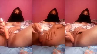 Bokep Indo Jilbab Hitam Omek Dildo