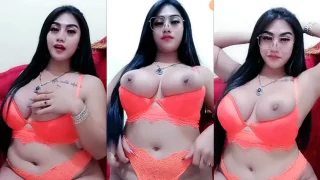 Bokep Indo Miss Dianti Pamer Toket Mulus DreamLive