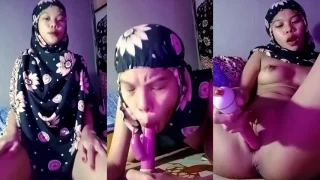 Bokep Indo Anggi Hijabers Binal Colmek di Kamar