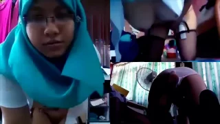 Bokep Indo Hijab Kacamata Sange Colmek Pake Vibrator