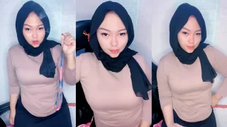 Bokep Indo Kak Mawar Host Berhijab Binal